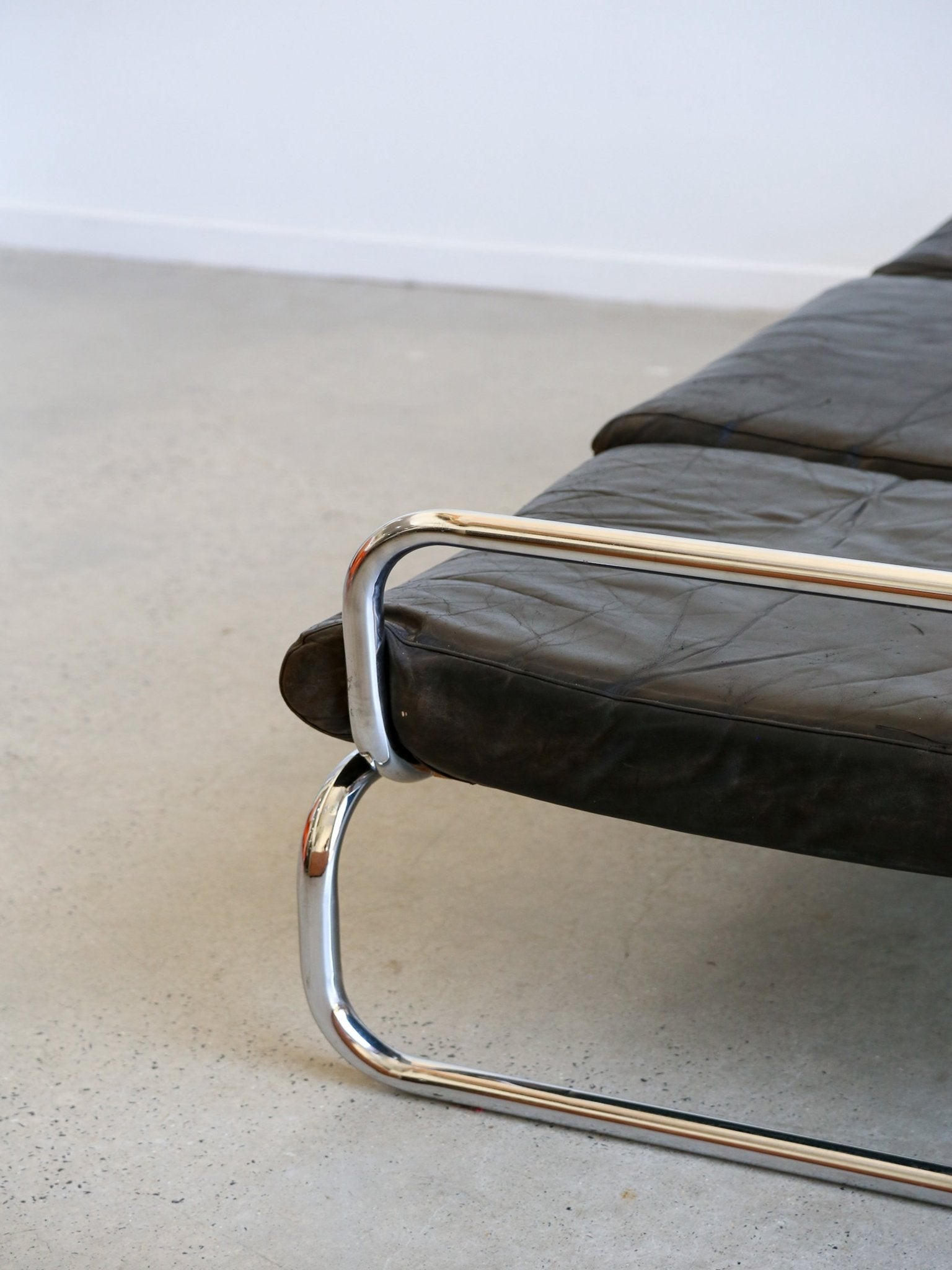 Rodney Kinsman T - Line Sofa for OMK, 1970s - Lumini Collections