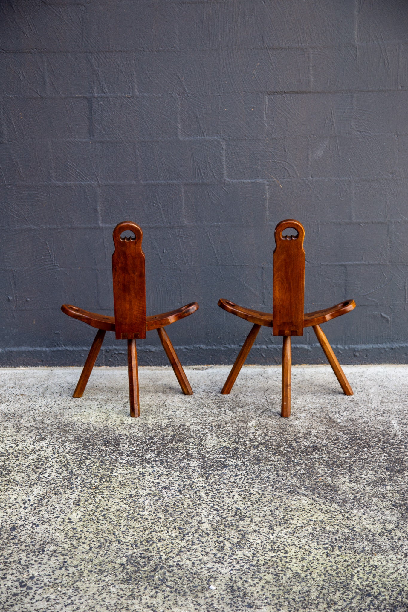 Spanish Brutalist Mid Century Sculptural Tripod Chairs, 1950s - Lumini Collections