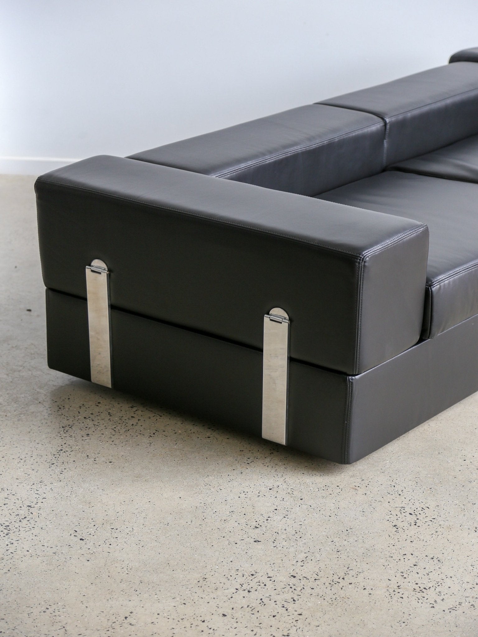 Tito Agnoli for Cinova Day Bed Sofa in Black Leather - Lumini Collections