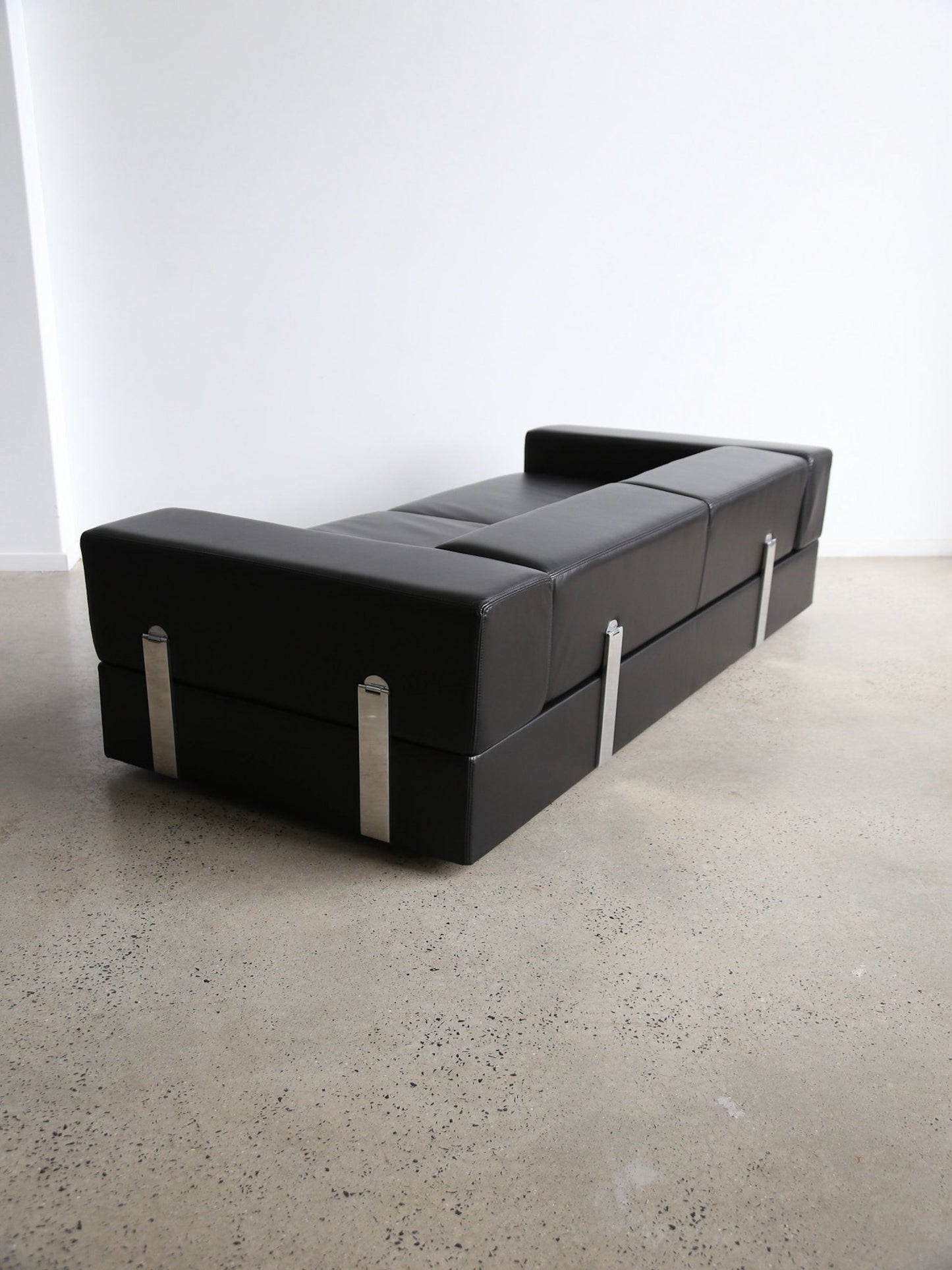 Tito Agnoli for Cinova Day Bed Sofa in Black Leather - Lumini Collections