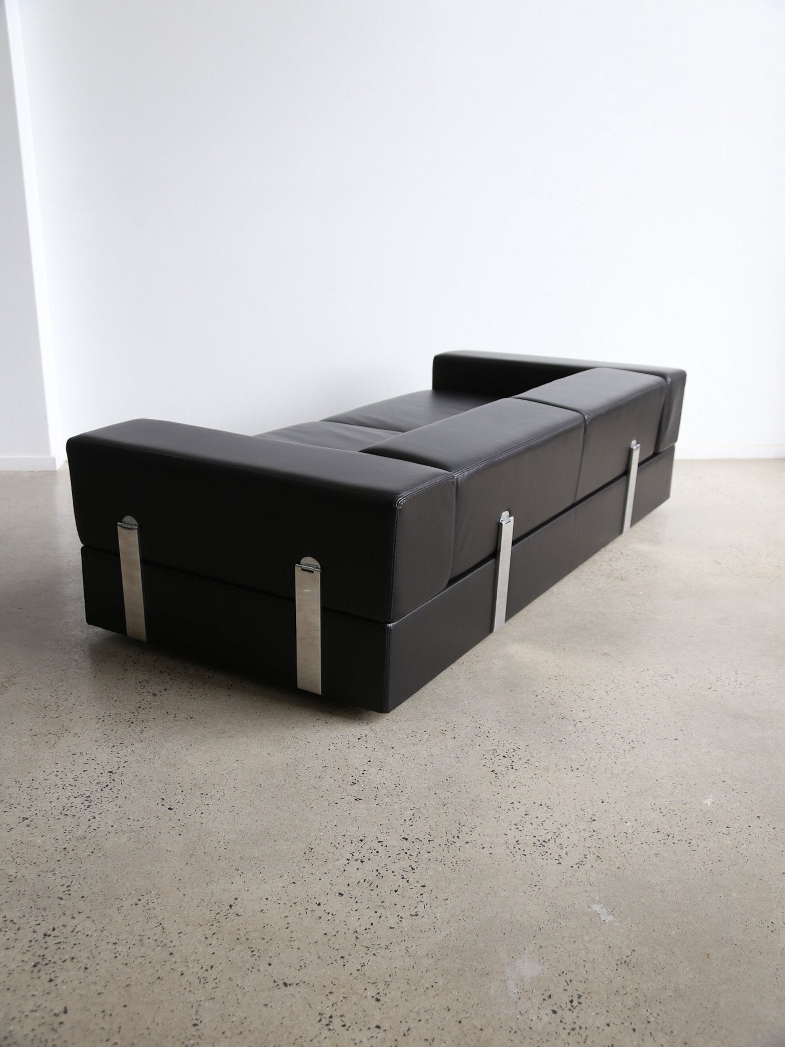 Tito Agnoli for Cinova Day Bed Sofa in Black Leather - Lumini Collections