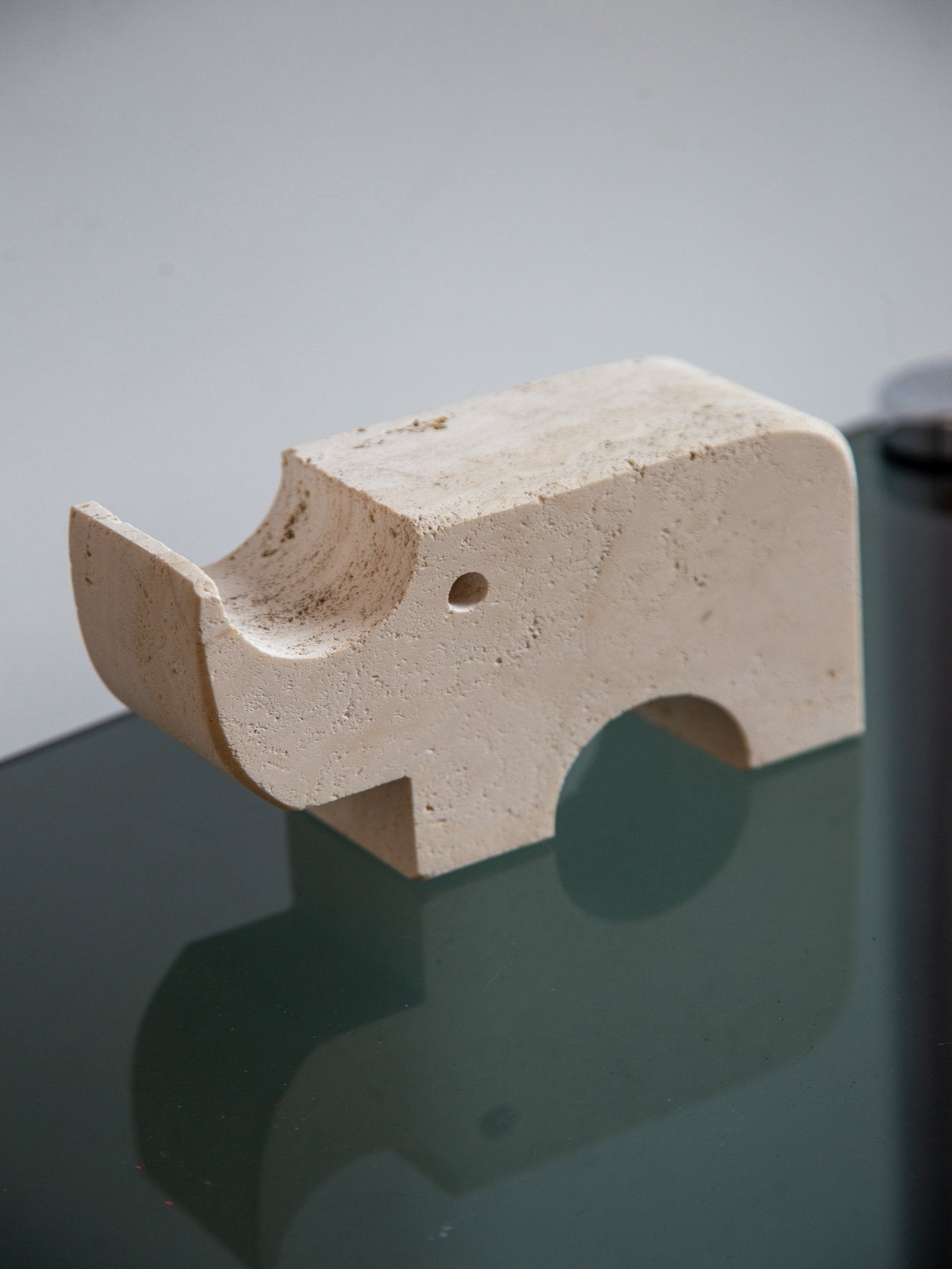 Travertine Rhino Sculpture by Enzo Mari for Fratelli Mannelli, 1970s - Lumini Collections