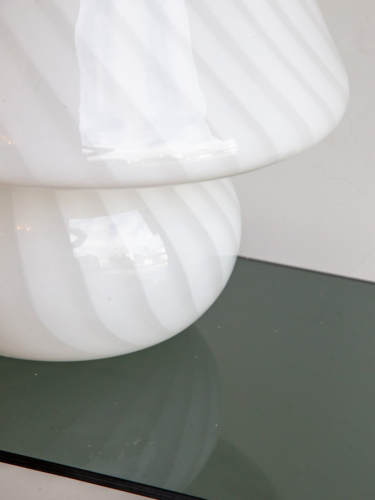Venini Murano Glass Mushroom Table Lamp, 1970s - Lumini Collections