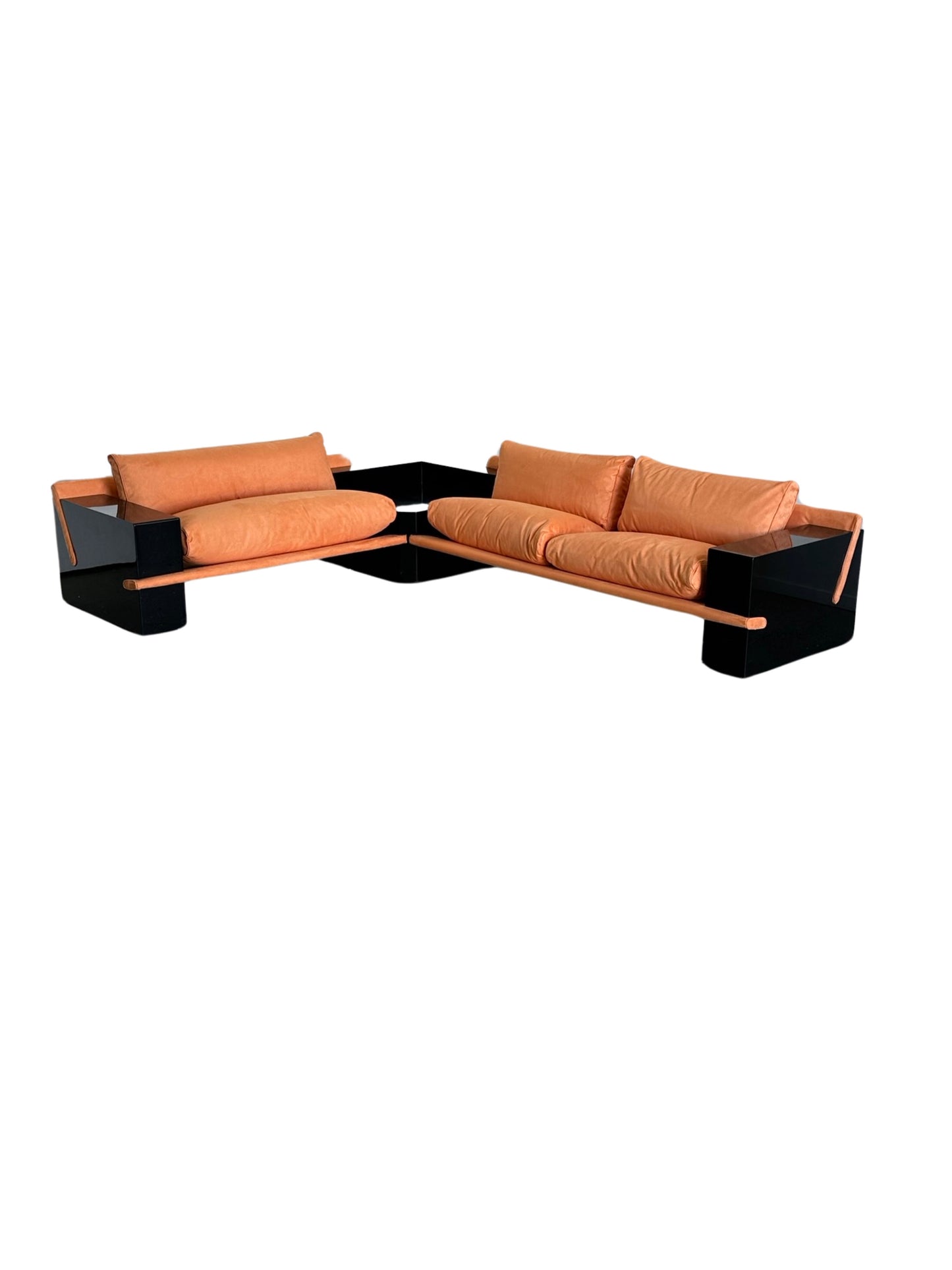 Arflex L Shape Black Lacquered Sofa with Light Suede Orange Cushions 1980