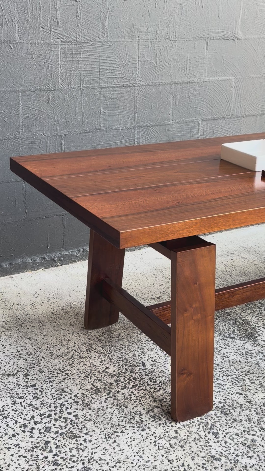 Coppola Dining Table 