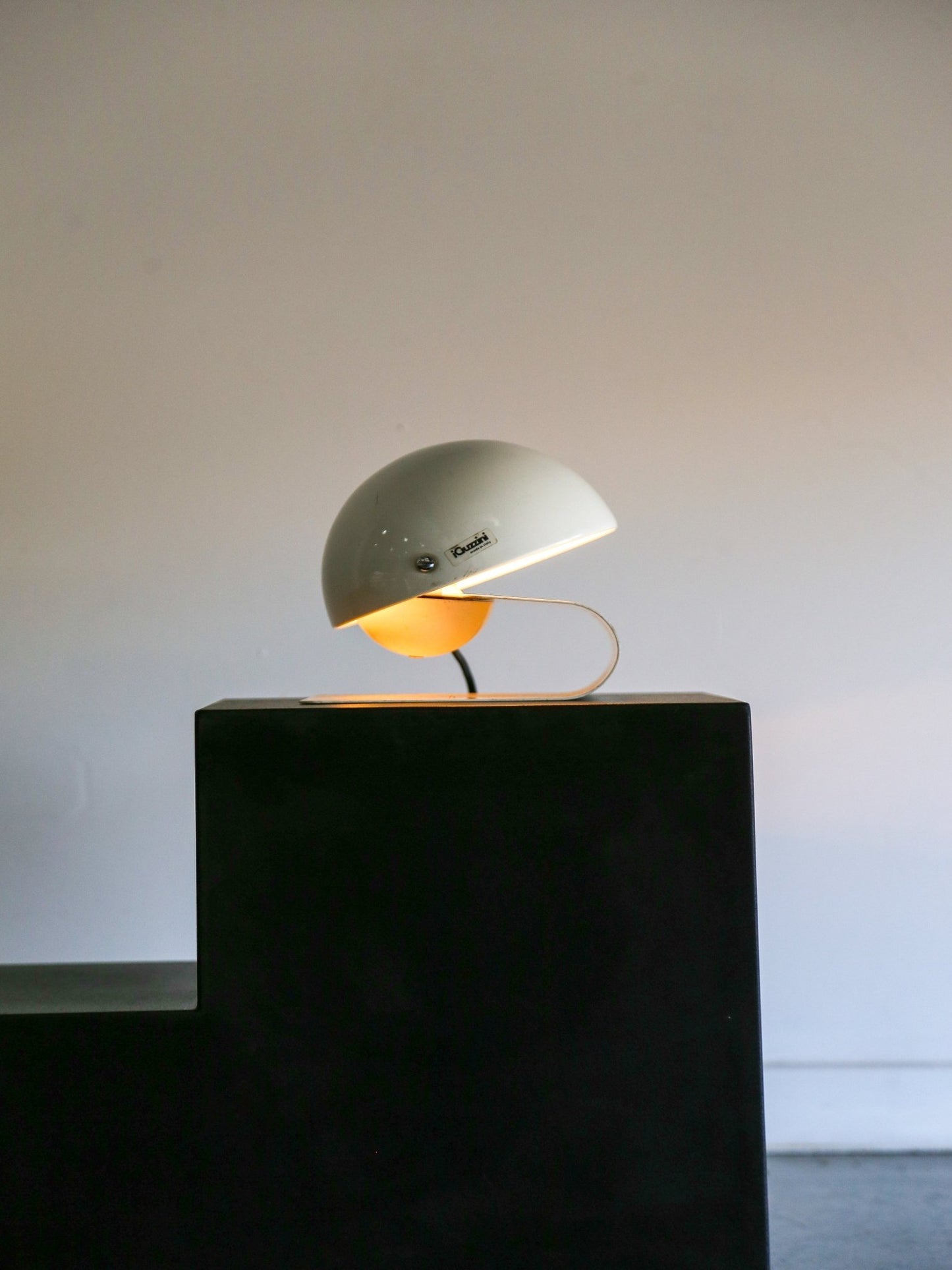 Harvey Guzzini Metal Table Lamp by Giuseppe Cormio, 1970s - Lumini Collections