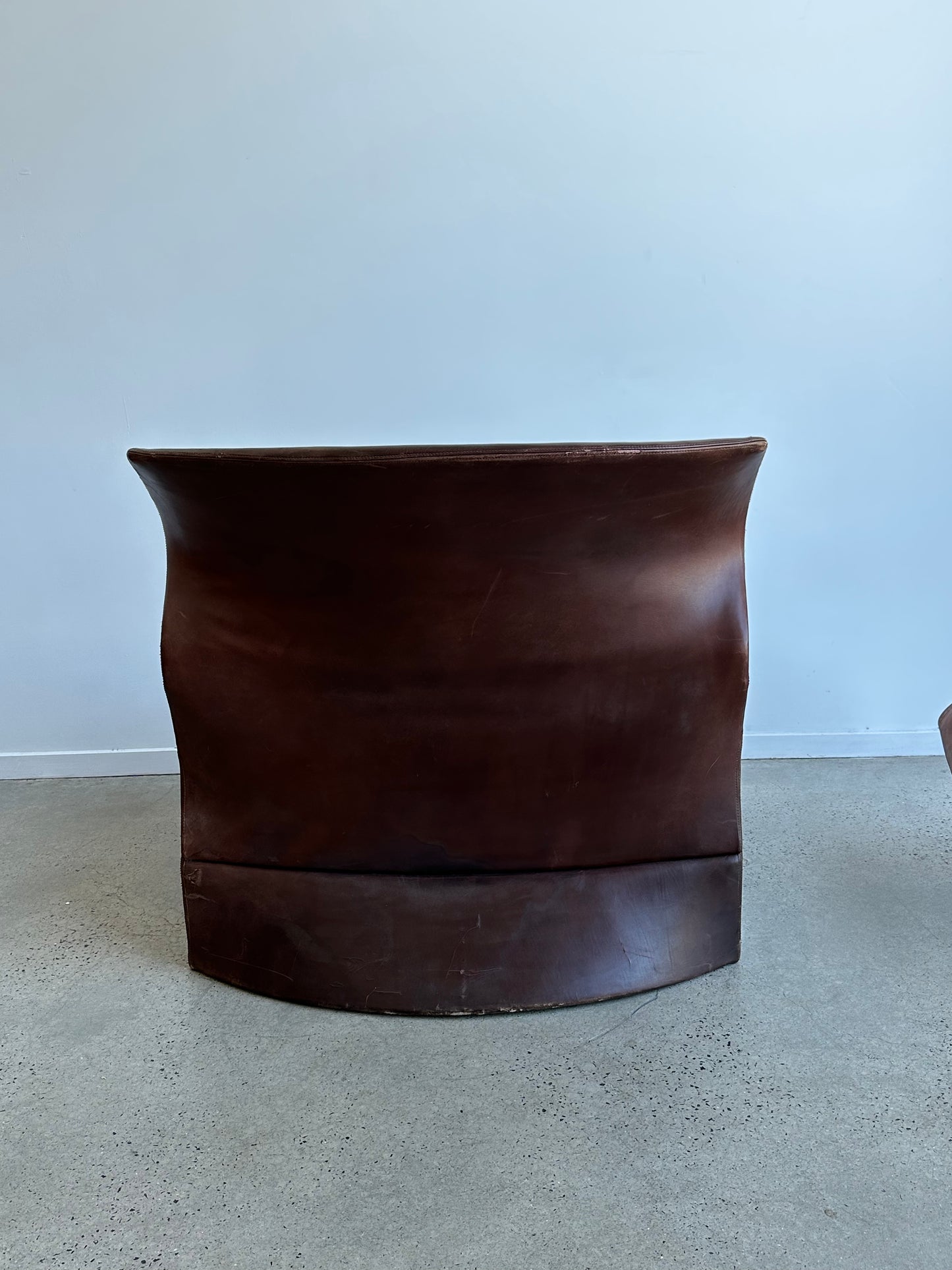 "La Vela"by Vittorio Introini for Saporiti Italia Brown Leather with Ottoman Lounge Chair, 1960