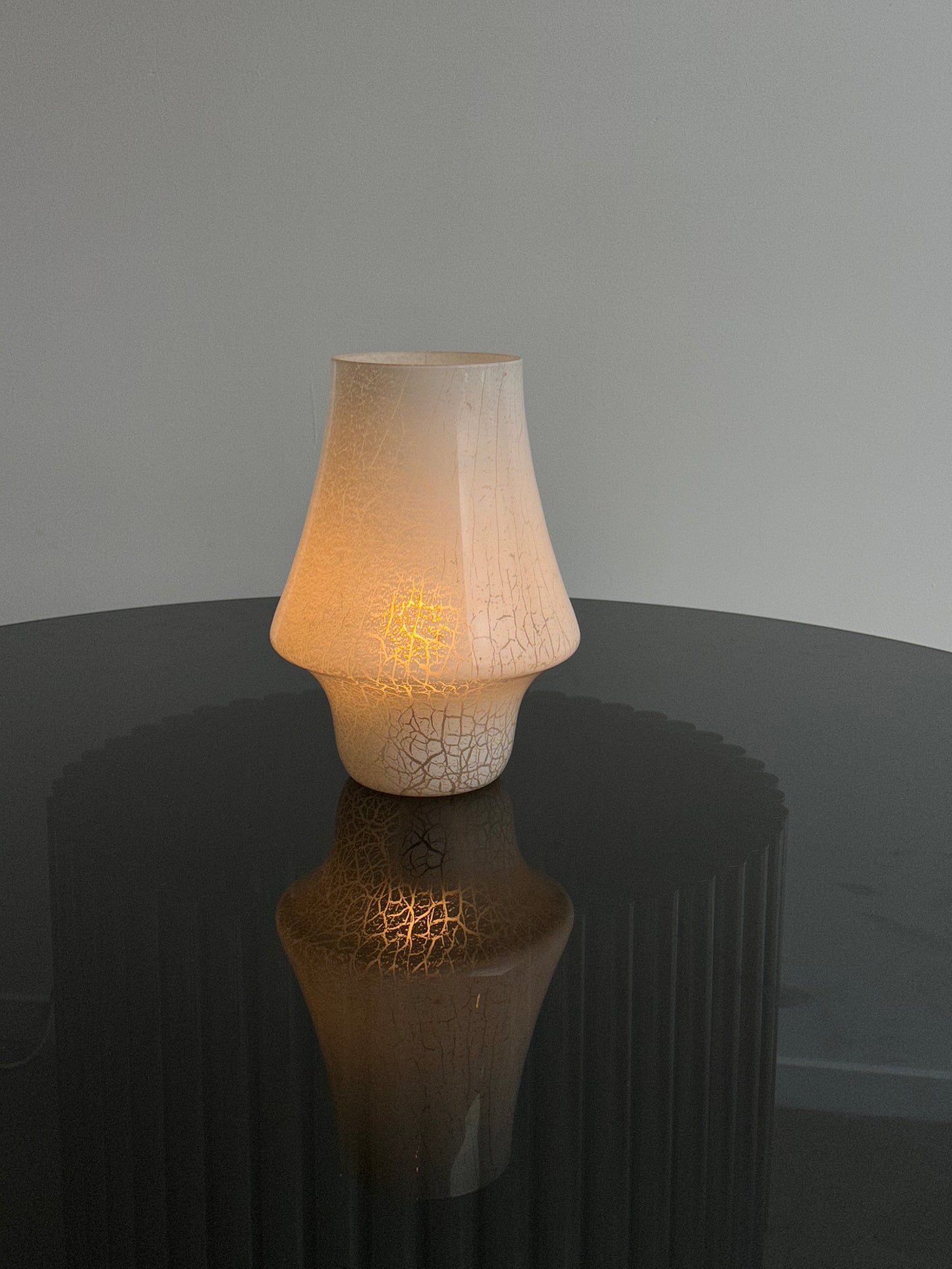 Paolo Venini White Murano Glass Mushroom Table Lamp, 1960
