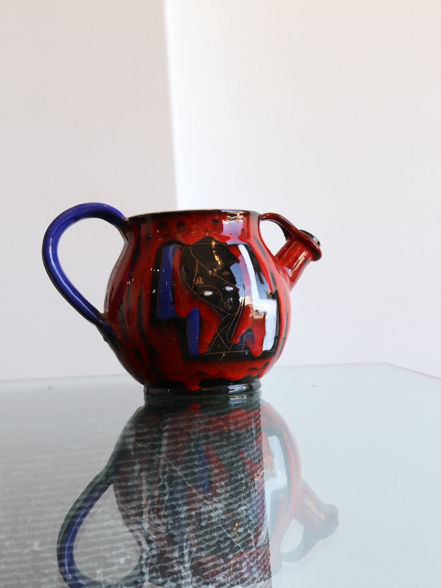 Ruffinelli Assisi Italian Red, Blue and White Round Ceramic, 1960s