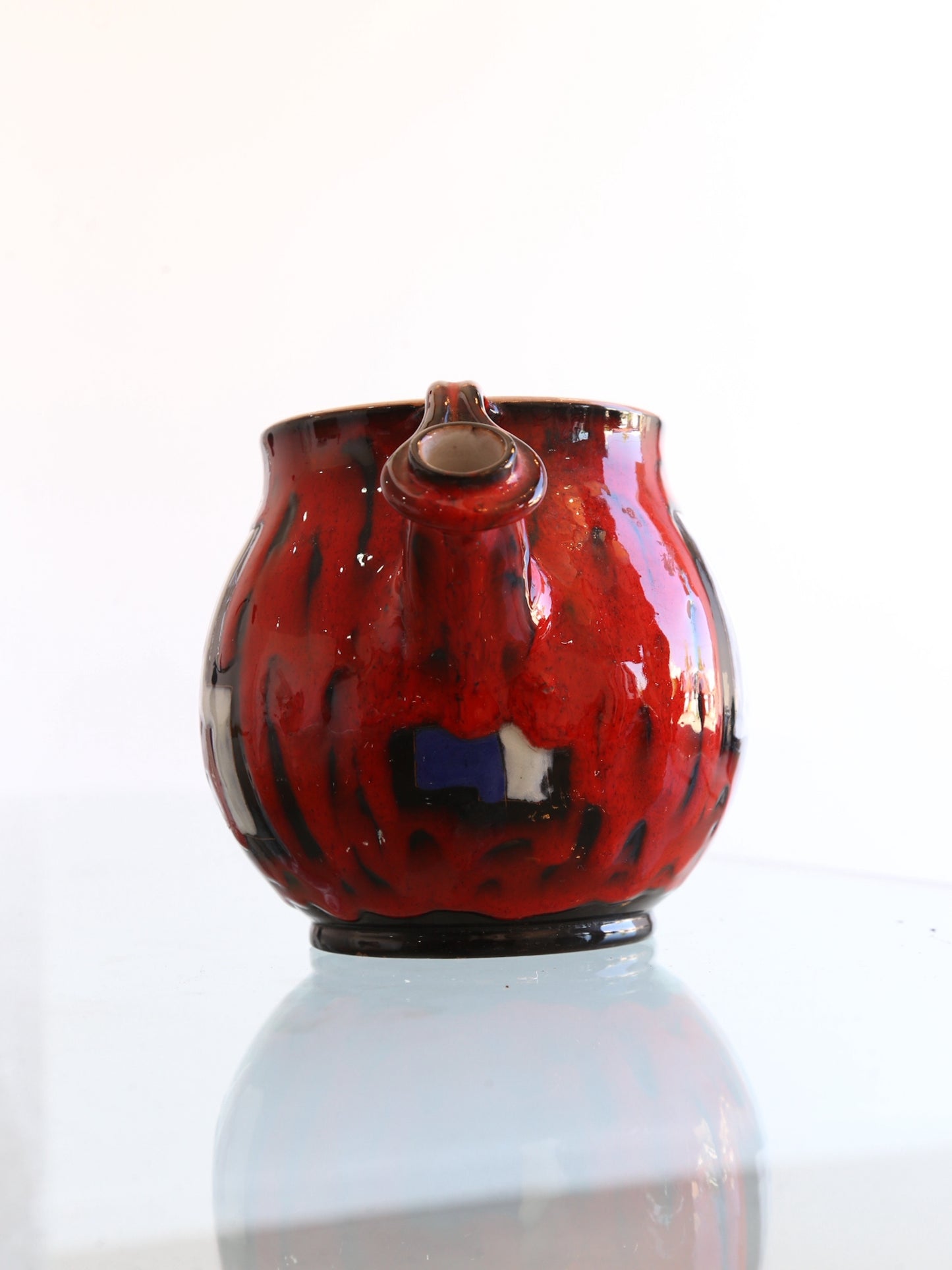 Ruffinelli Assisi Italian Red, Blue and White Round Ceramic, 1960s