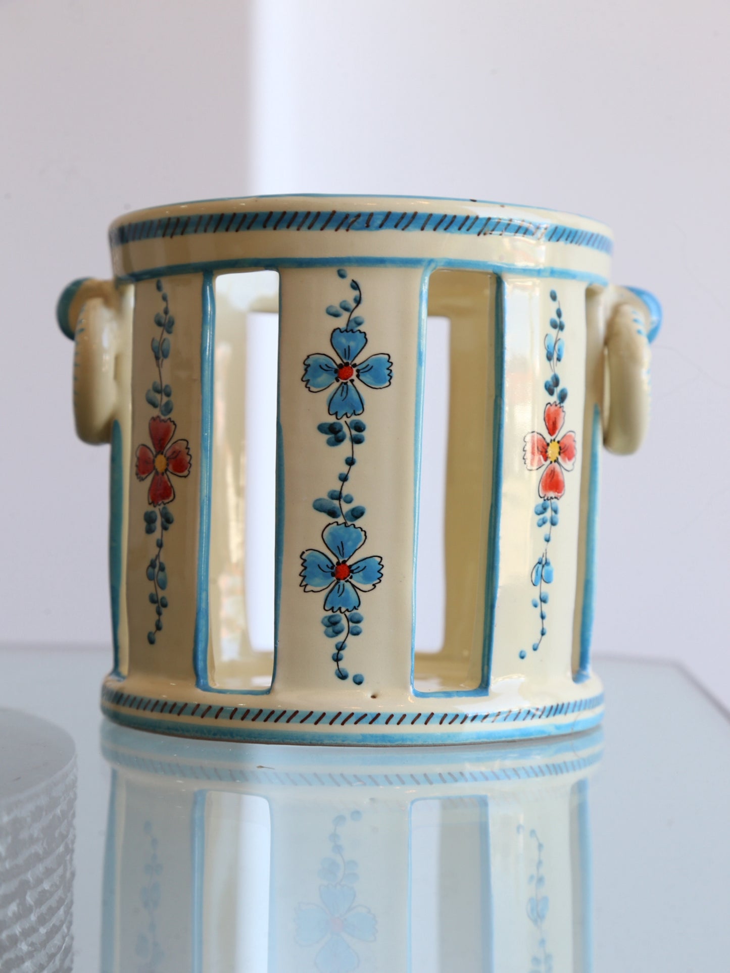 Midcentury Italian Gualdo Deruta White Ceramic Vase, 1950s