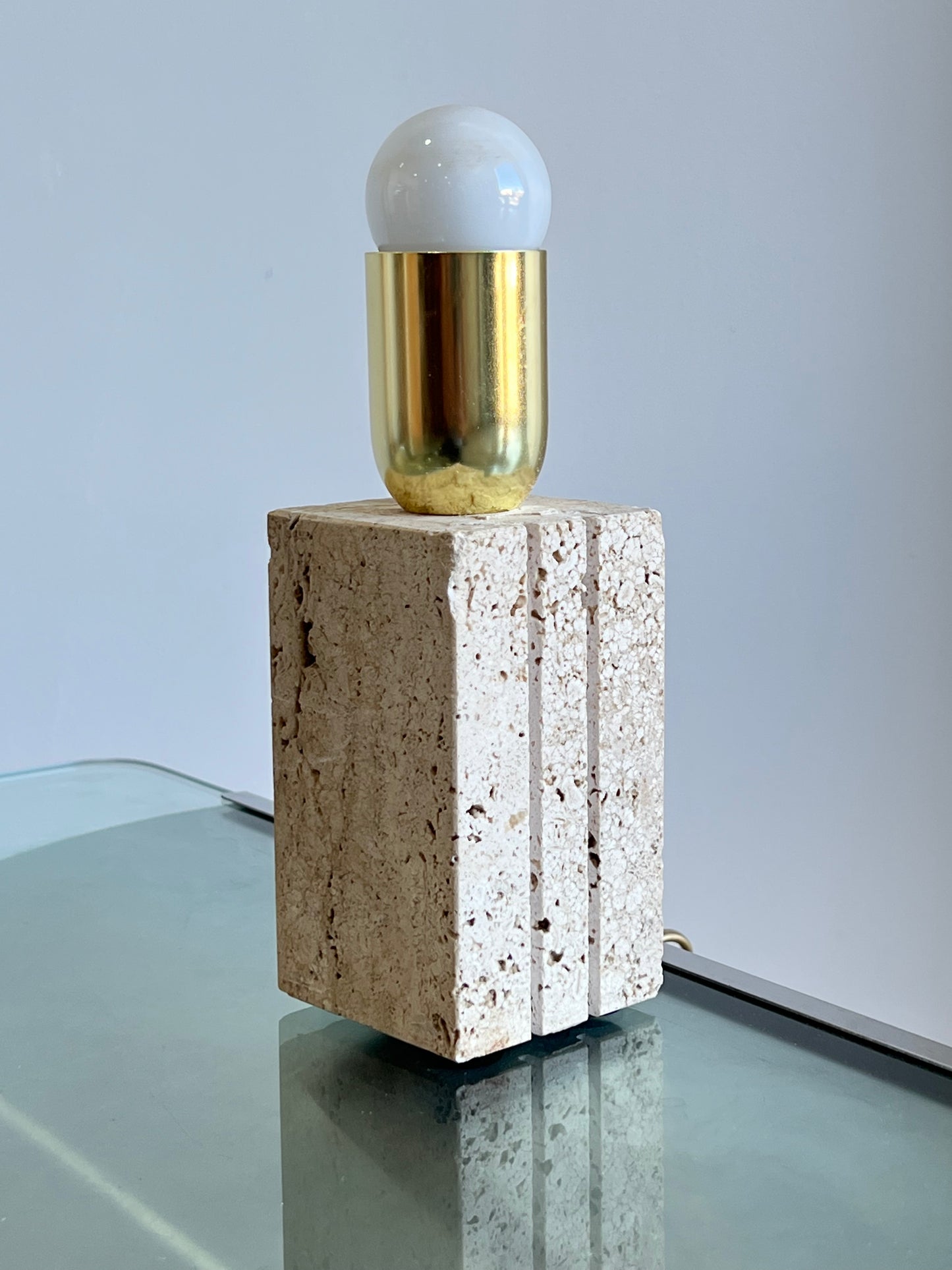 Fratelli Mannelli Rectangular Travertine and Brass Table Lamp, 1960s