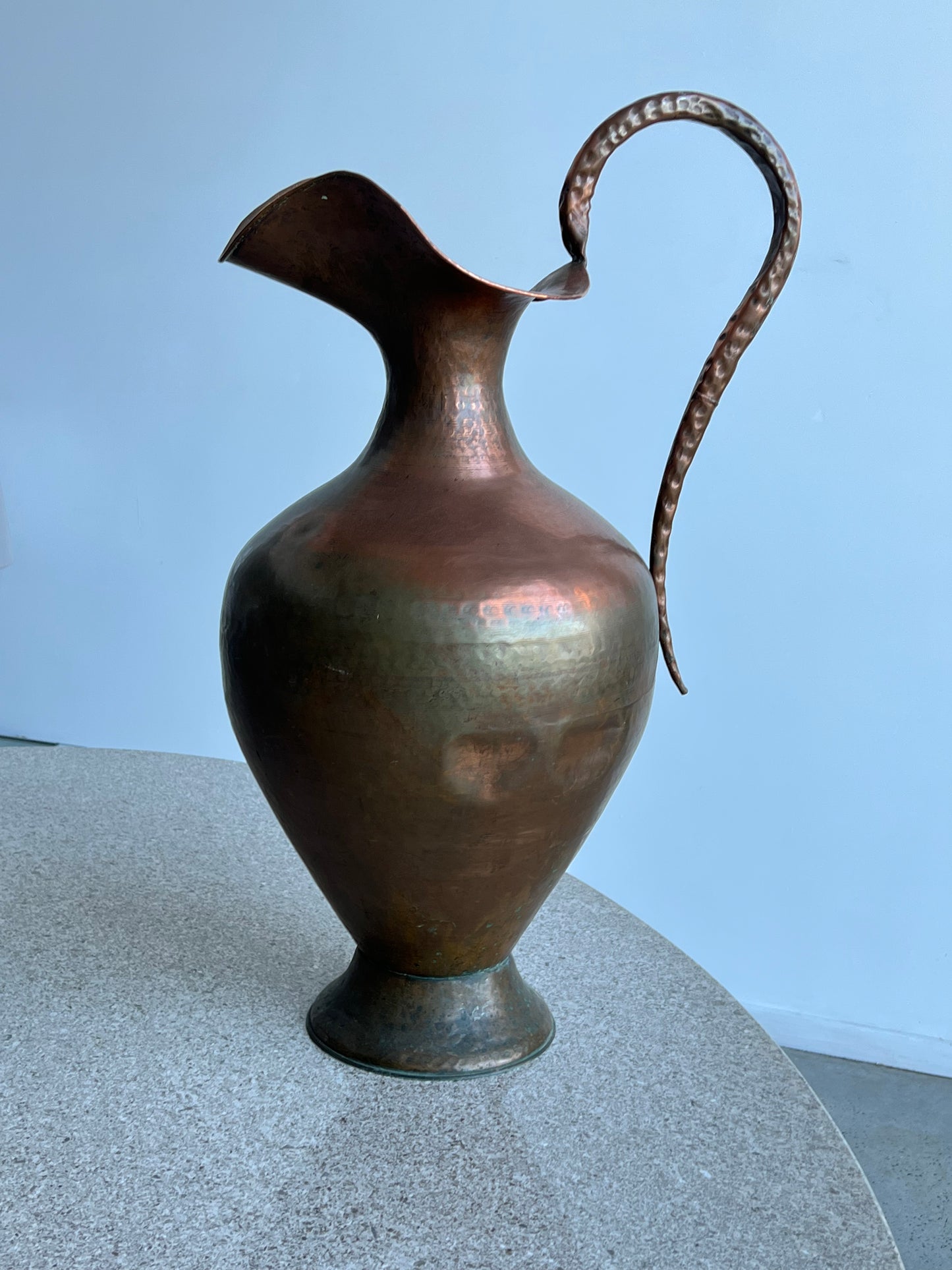 Italian Art Deco Large Hand Hammered Copper Vase, 1940