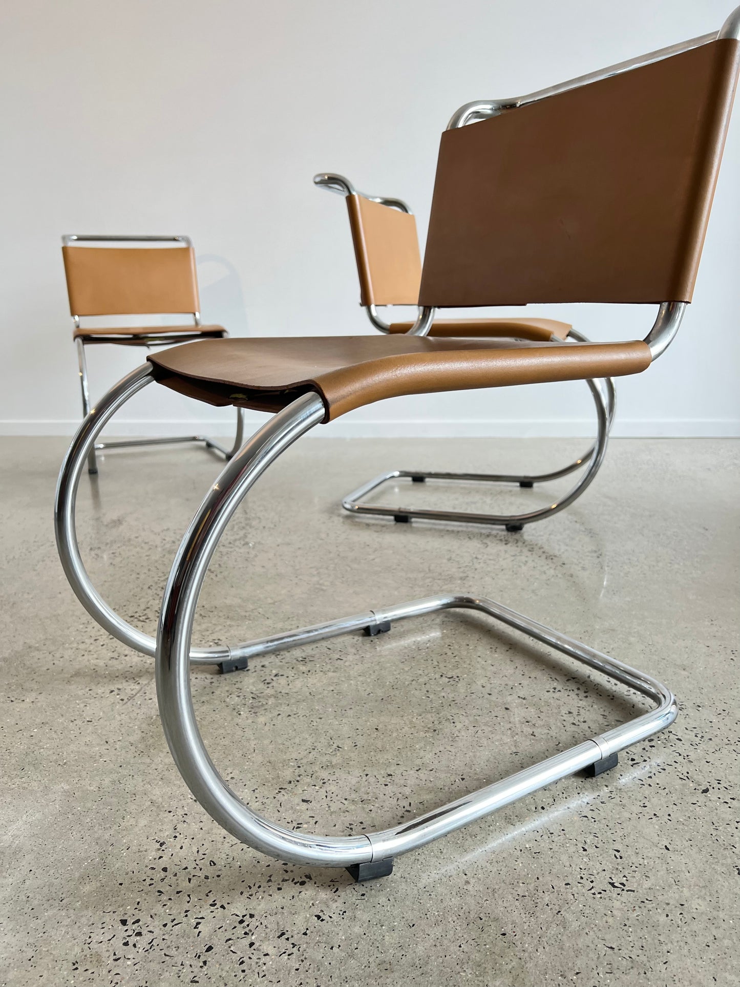 "MR10" by Ludwig Mies Van Der Rohe for Knoll International, Brown Leather and Chromed Dining Chairs, 1960