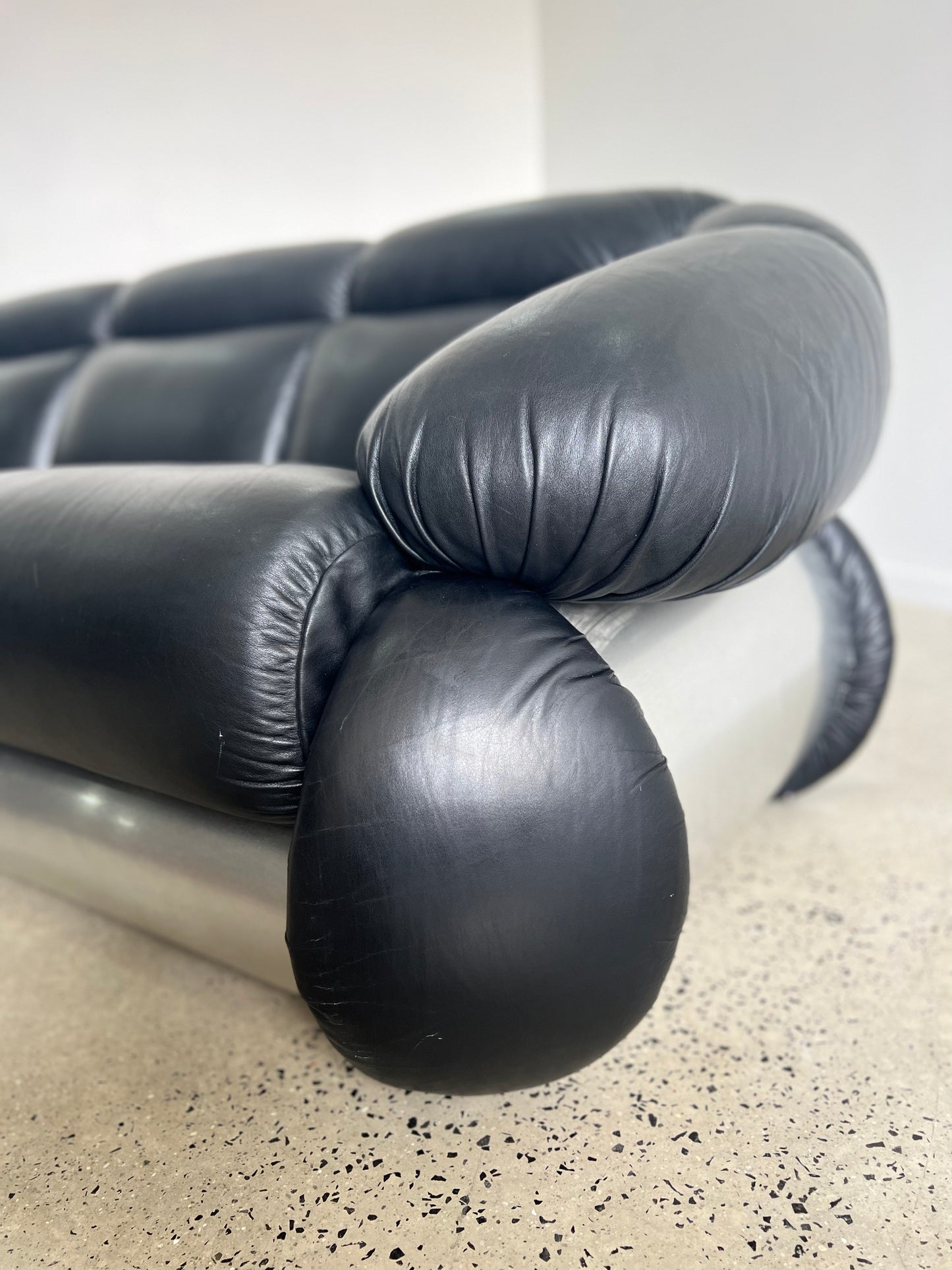 Adriano Piazzesi Black Leather Sofa Set and Armchairs, 1970s