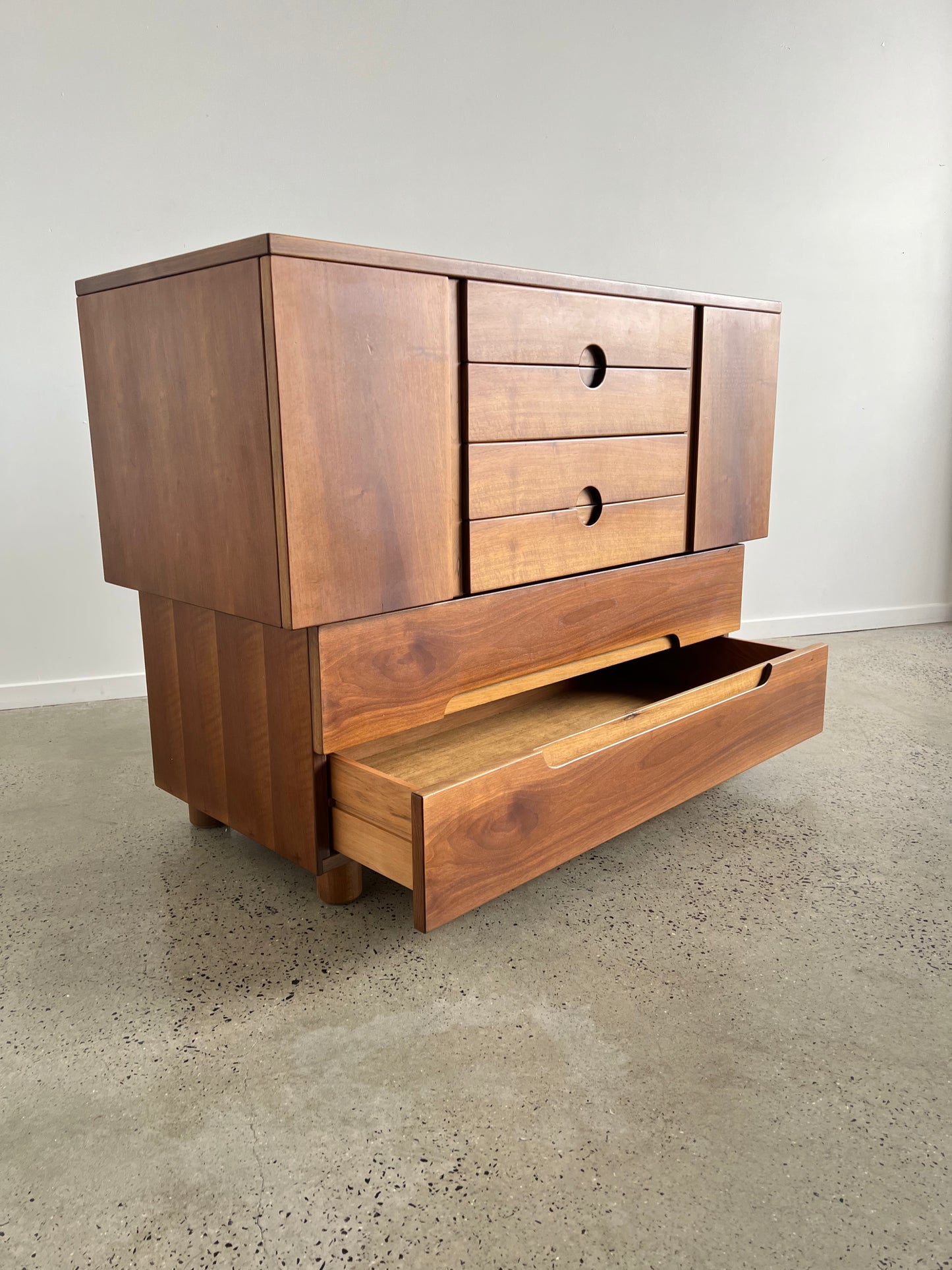 "Serena"by Giovanni Michelucci for Poltronova Chest of Drawers in Walnut Wood, 1955