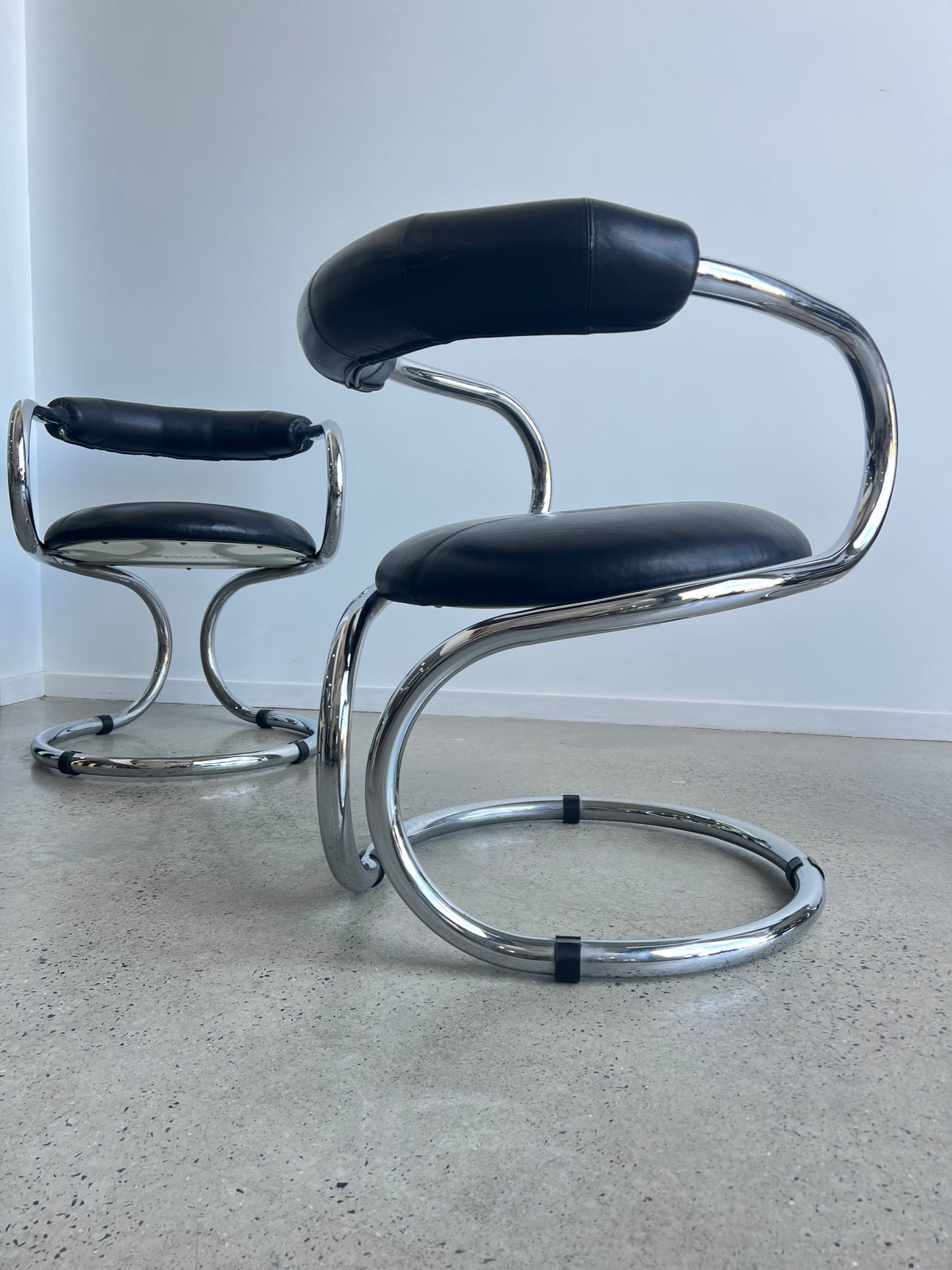 Giotto Stoppino for Tecnosalotto, Tubular Chrome Steel and Leather Chairs, 1970s 