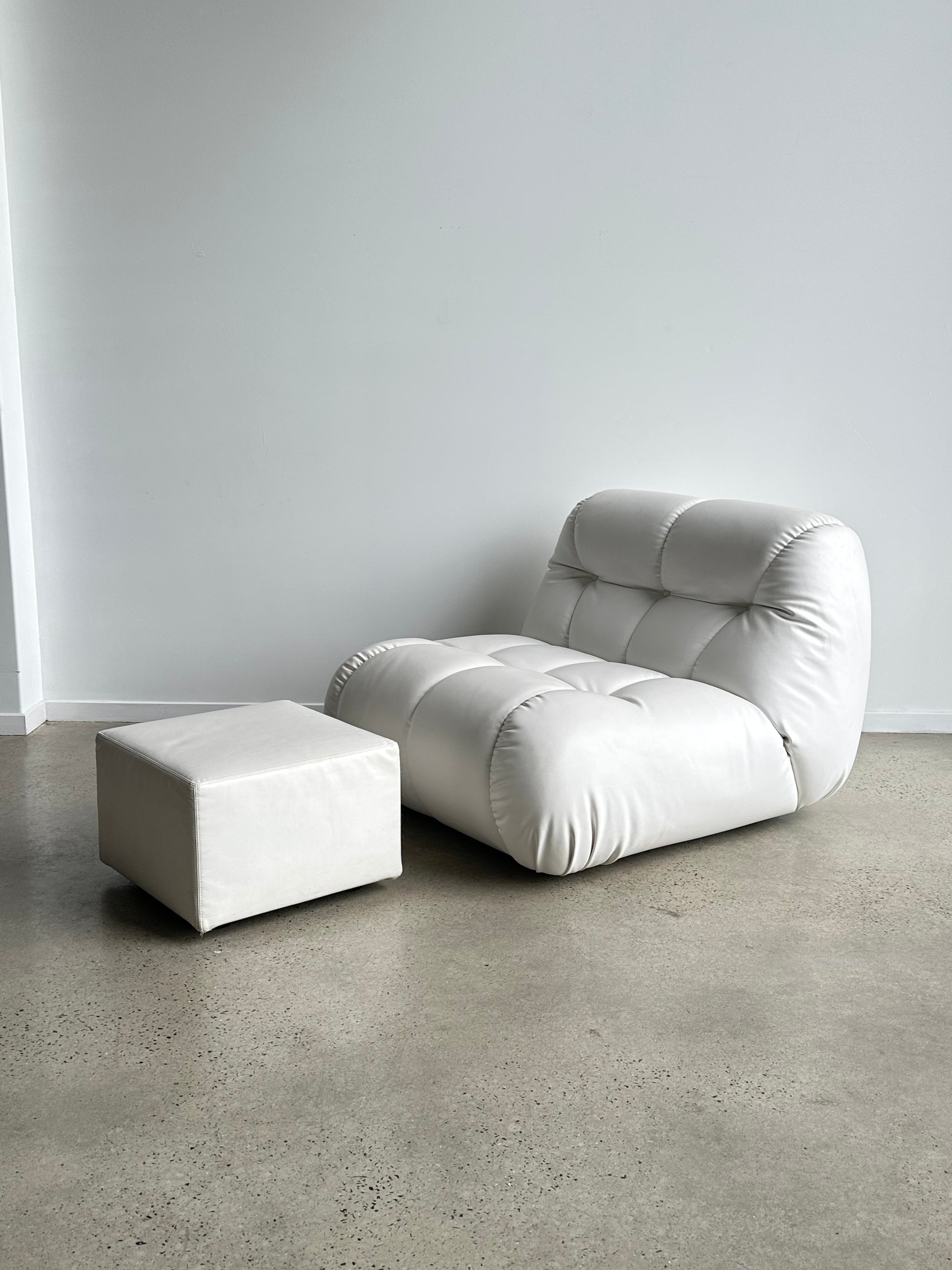 Italian Nuvolone Chair & Ottoman by Rimo Maturi for Mimo Padova - Lumini Collections
