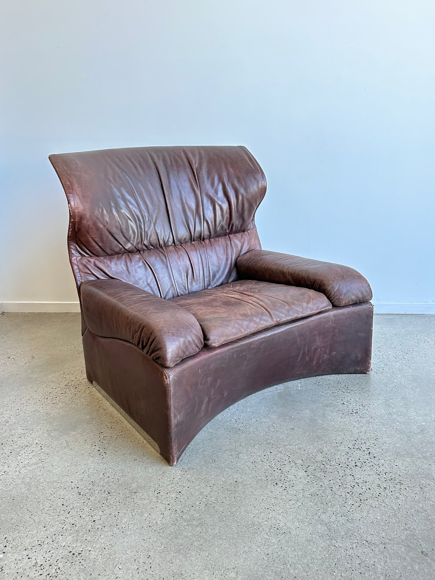 "La Vela"by Giovanni Offredi for Saporiti Italia Brown Leather with Ottoman Lounge Chair, 1960 - Lumini Collections
