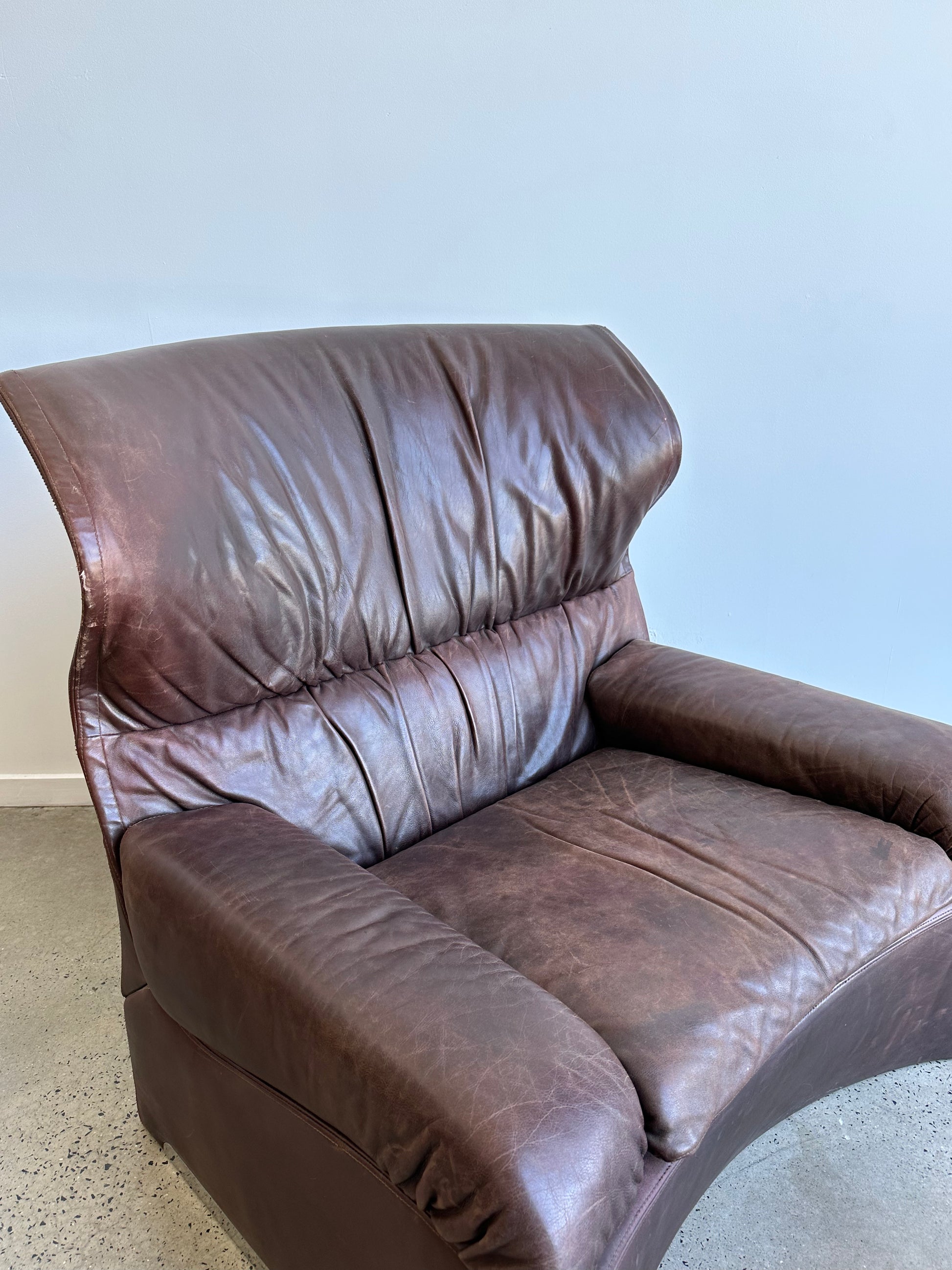 "La Vela"by Giovanni Offredi for Saporiti Italia Brown Leather with Ottoman Lounge Chair, 1960 - Lumini Collections
