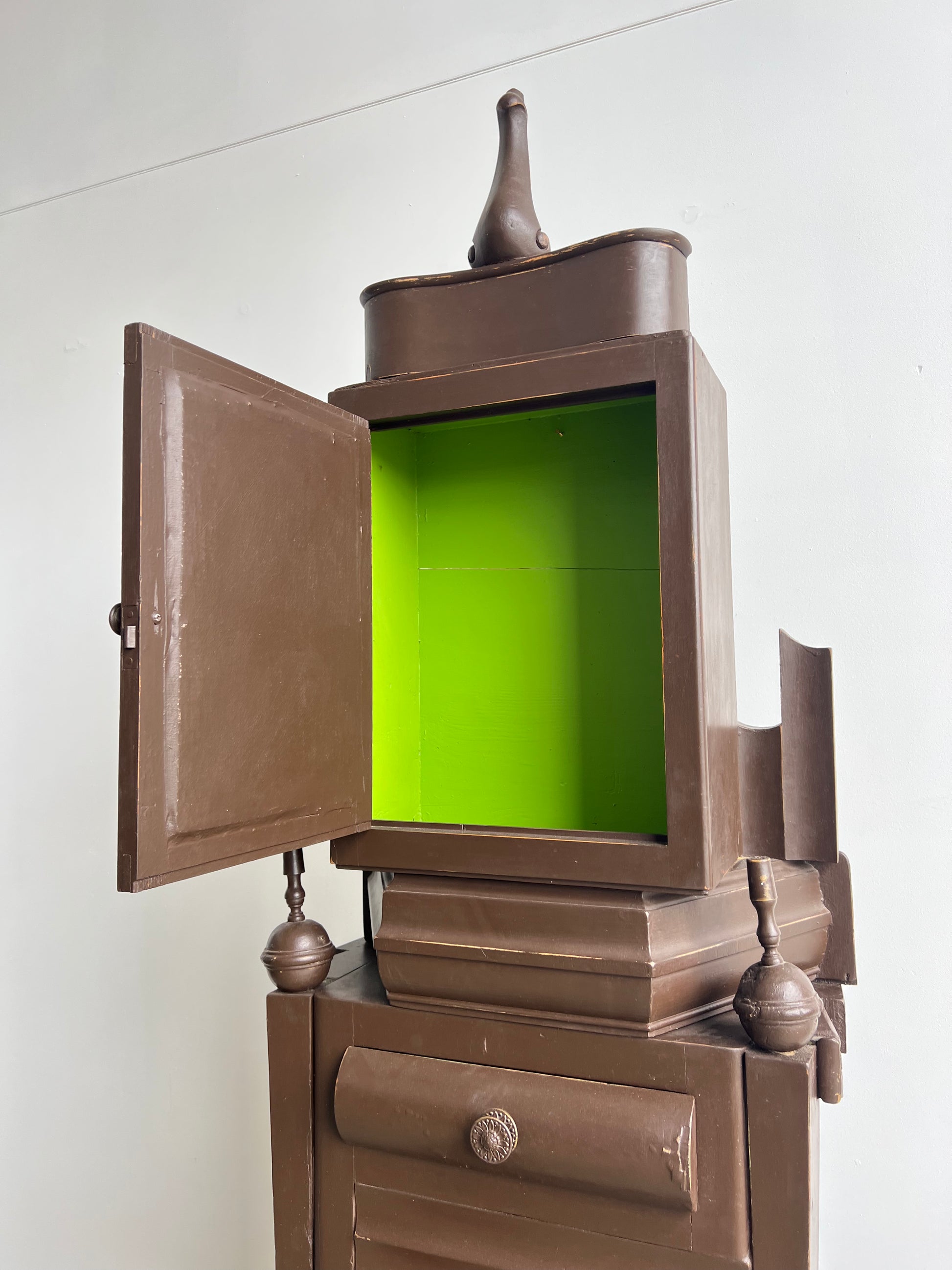 top part cabinet in green